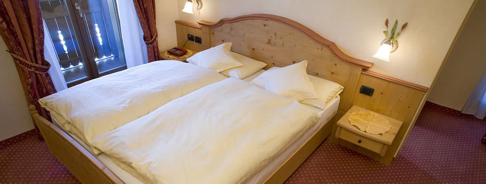 Hotel Ristorante Cassana Livigno Extérieur photo