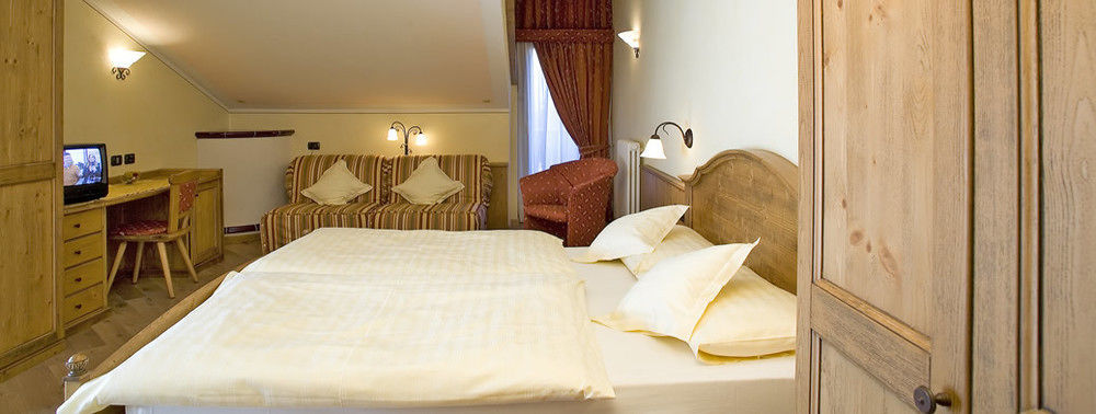 Hotel Ristorante Cassana Livigno Extérieur photo