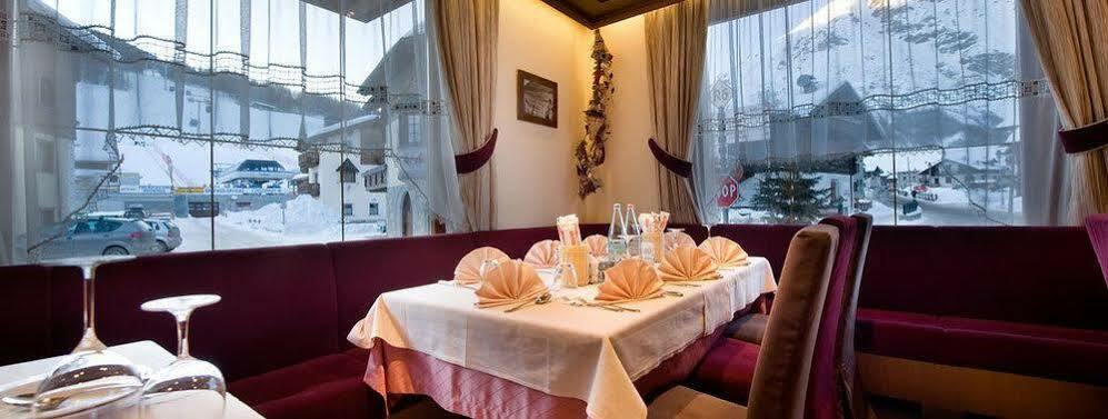 Hotel Ristorante Cassana Livigno Extérieur photo